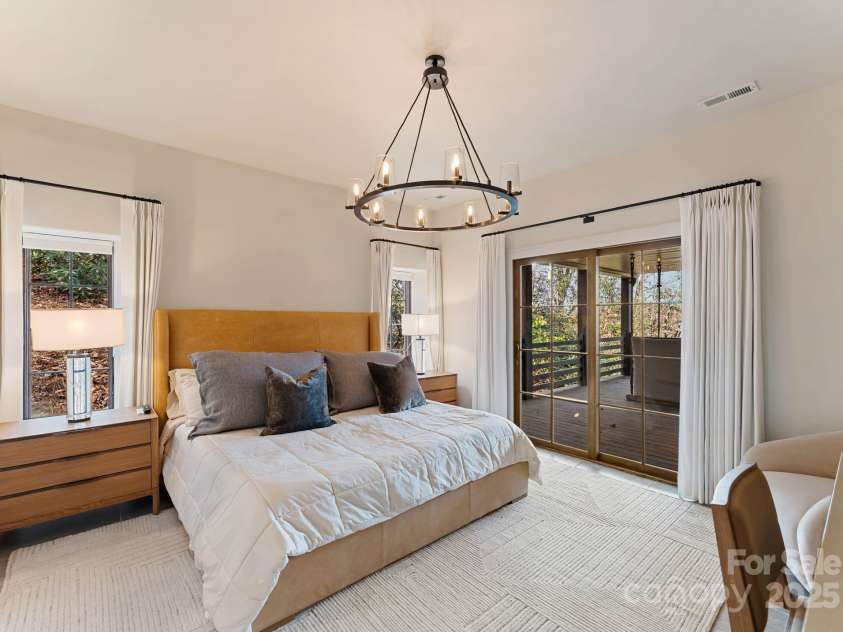 87 & 91 Salt Rock Court, Highlands, NC 28741.  MLS# CAR4228717, YatesRealty ID 2130. 