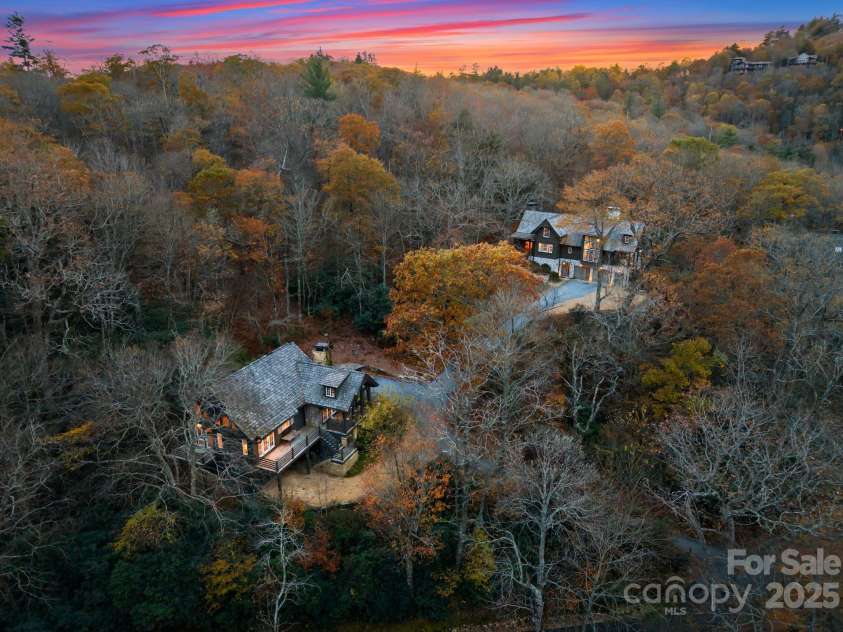 87 & 91 Salt Rock Court, Highlands, NC 28741.  MLS# CAR4228717, YatesRealty ID 2130. 