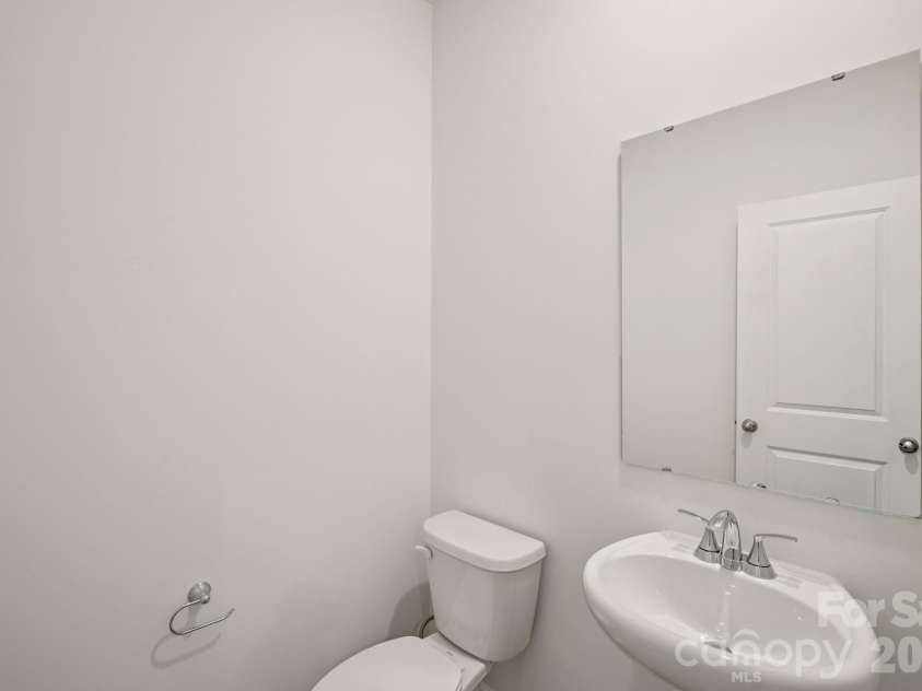 2485 Maxton Drive, Salisbury, NC 28144.  MLS# CAR4381037, YatesRealty ID 21300. 