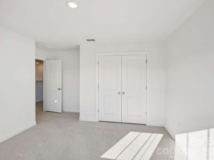 2485 Maxton Drive, Salisbury, NC 28144.  MLS# CAR4381037, YatesRealty ID 21300. 