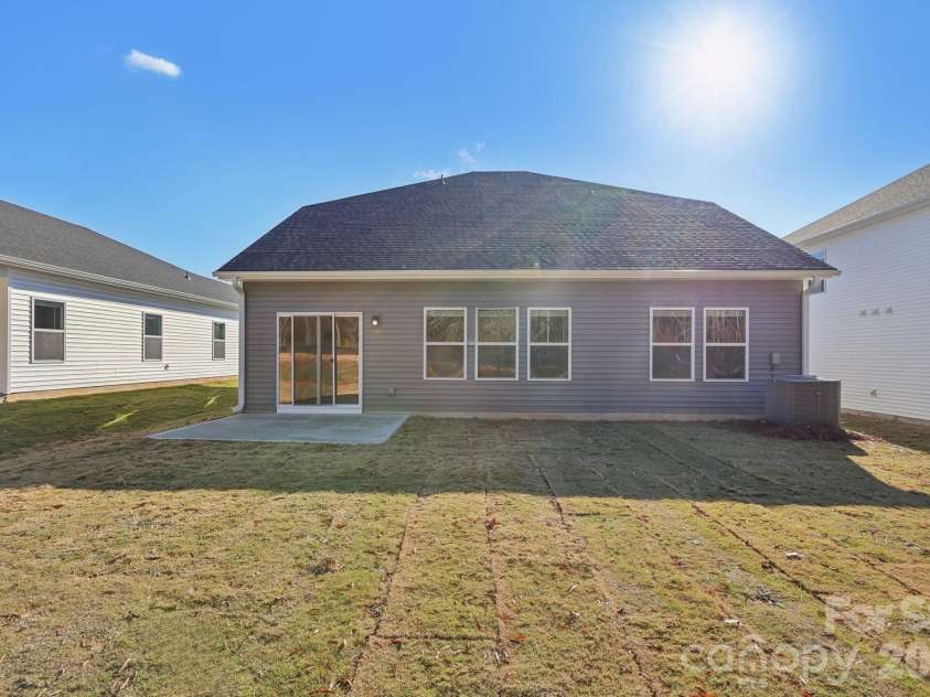 2485 Maxton Drive, Salisbury, NC 28144.  MLS# CAR4381037, YatesRealty ID 21300. 