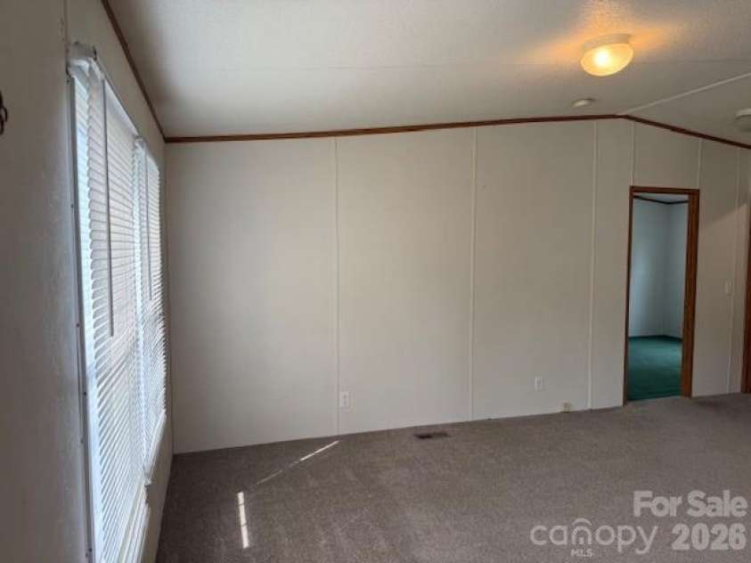 131 Davis Ridge Drive, Shelby, NC 28152.  MLS# CAR4380799, YatesRealty ID 21301. 