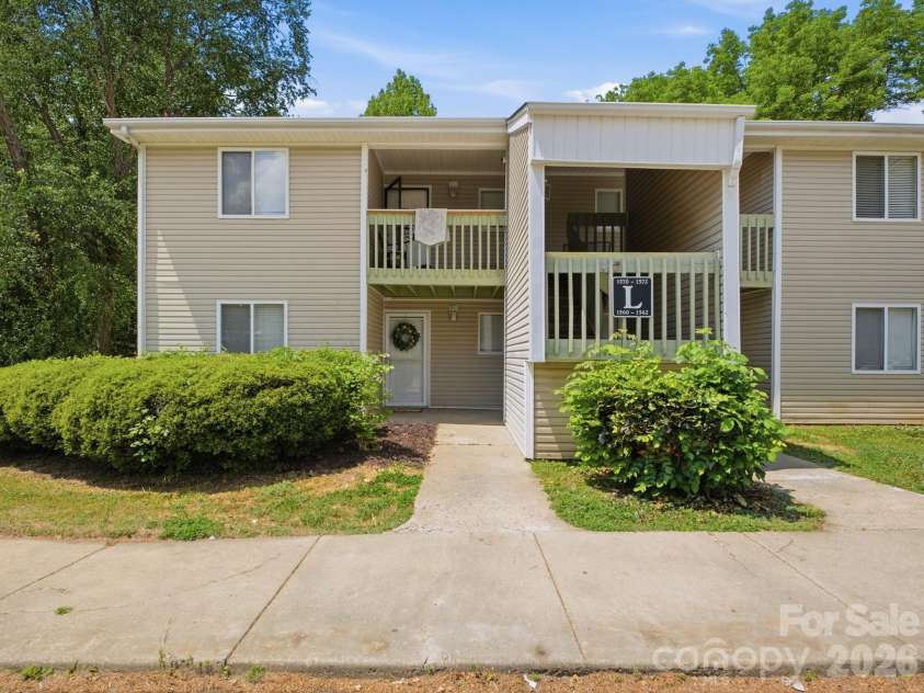 1560 Eagles Place, Rock Hill, SC 29732.  MLS# CAR4374523, YatesRealty ID 21303. 