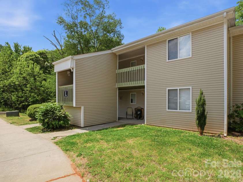 1560 Eagles Place, Rock Hill, SC 29732.  MLS# CAR4374523, YatesRealty ID 21303. 