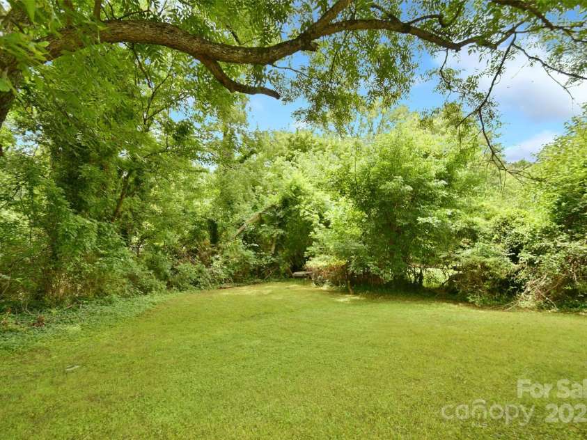 379 Sharpe Street, Mooresville, NC 28115.  MLS# CAR4269888, YatesRealty ID 21304. 