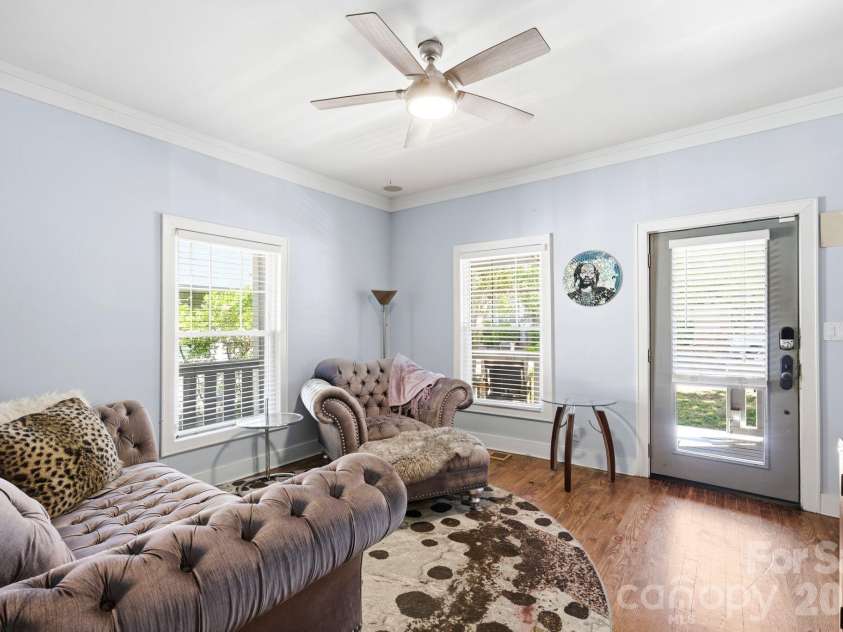 734 Herrin Avenue, Charlotte, NC 28205.  MLS# CAR4374397, YatesRealty ID 21307. 