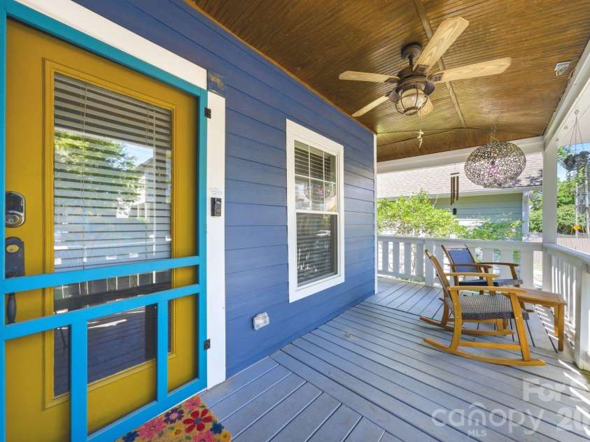 734 Herrin Avenue, Charlotte, NC 28205.  MLS# CAR4374397, YatesRealty ID 21307. 