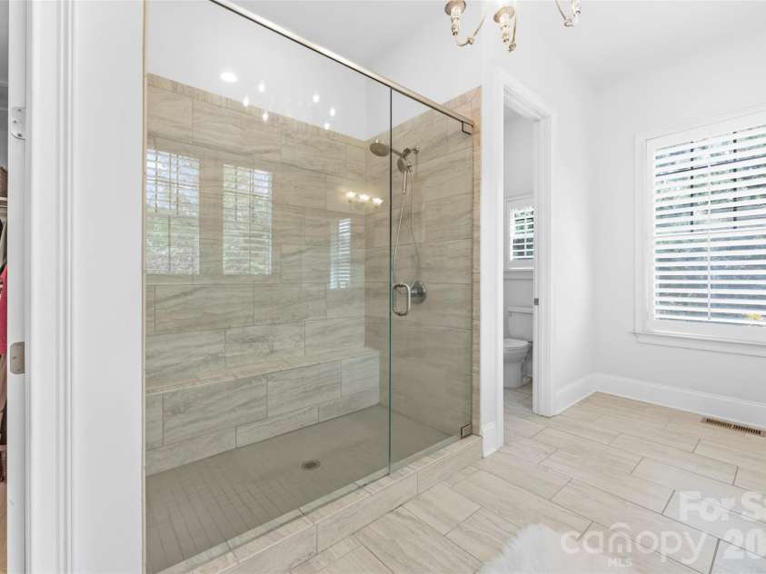 1009 Princessa Drive, Matthews, NC 28104.  MLS# CAR4378075, YatesRealty ID 21308. 