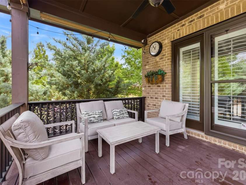 1009 Princessa Drive, Matthews, NC 28104.  MLS# CAR4378075, YatesRealty ID 21308. 