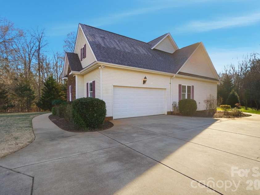 1938 Sossoman Springs Road, Midland, NC 28107.  MLS# CAR4336973, YatesRealty ID 21309. 