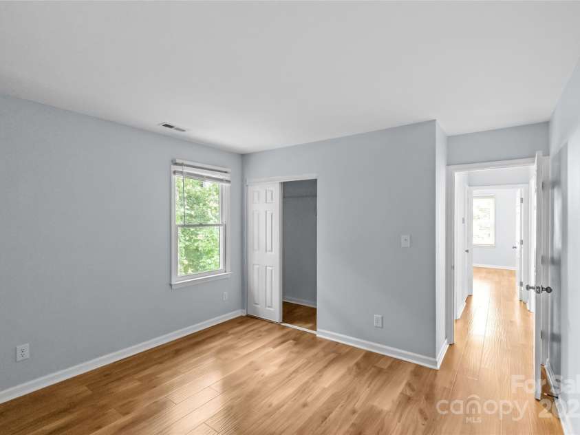 221 Cedar Street, Charlotte, NC 28202.  MLS# CAR4268658, YatesRealty ID 21309. Unit D