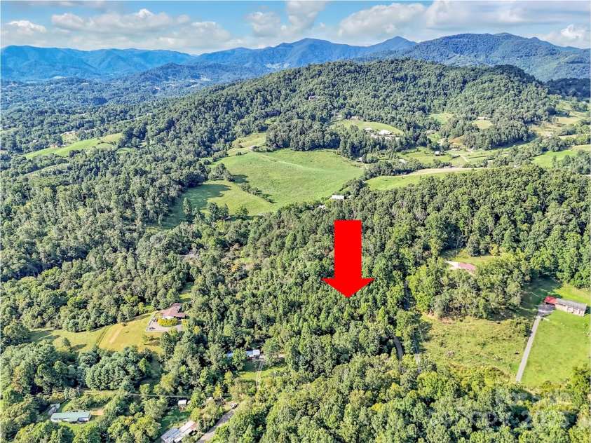 323 Jody Cove, Canton, NC 28716.  MLS# CAR4298691, YatesRealty ID 2131. 