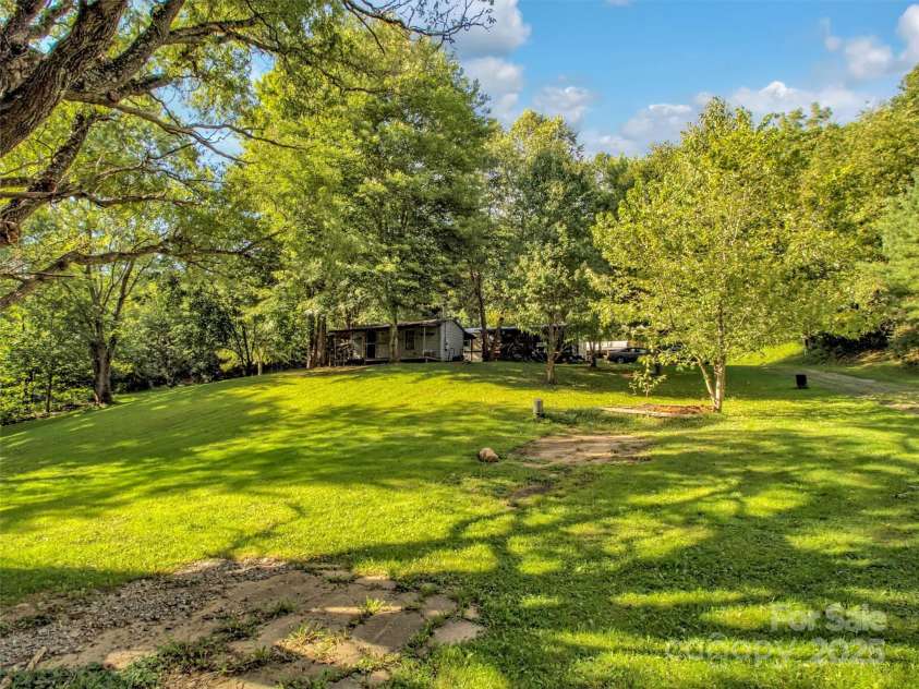 323 Jody Cove, Canton, NC 28716.  MLS# CAR4298691, YatesRealty ID 2131. 