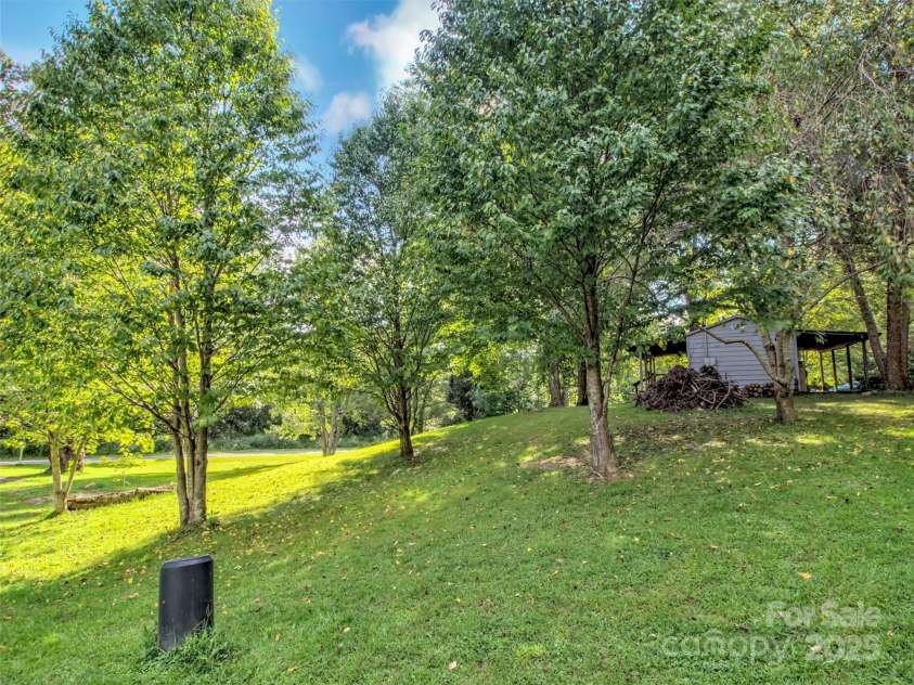 323 Jody Cove, Canton, NC 28716.  MLS# CAR4298691, YatesRealty ID 2131. 