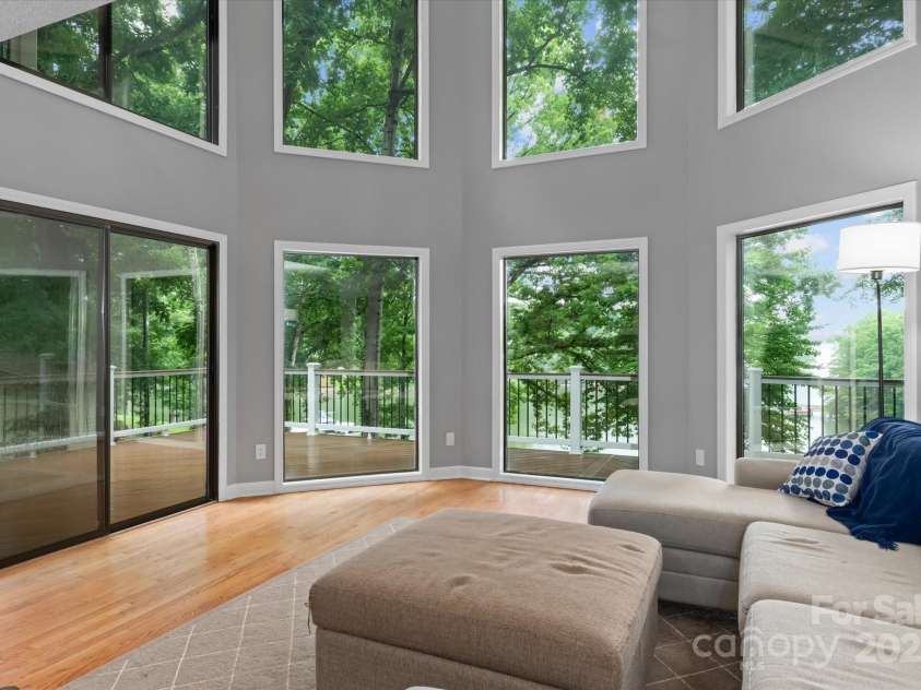 138 Ardmore Place, Mooresville, NC 28117.  MLS# CAR4270841, YatesRealty ID 21310. 