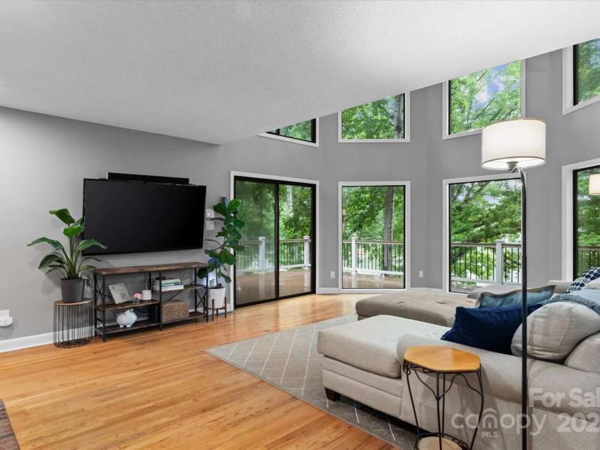 138 Ardmore Place, Mooresville, NC 28117.  MLS# CAR4270841, YatesRealty ID 21310. 