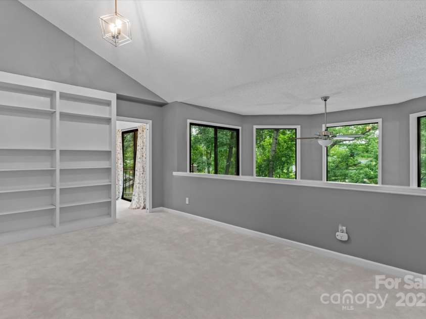 138 Ardmore Place, Mooresville, NC 28117.  MLS# CAR4270841, YatesRealty ID 21310. 