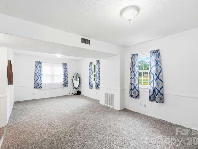 908 Forest Drive, Marshville, NC 28103.  MLS# CAR4374661, YatesRealty ID 21311. 