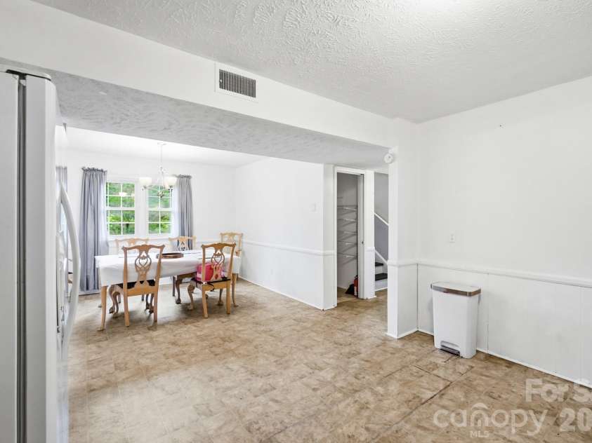 908 Forest Drive, Marshville, NC 28103.  MLS# CAR4374661, YatesRealty ID 21311. 