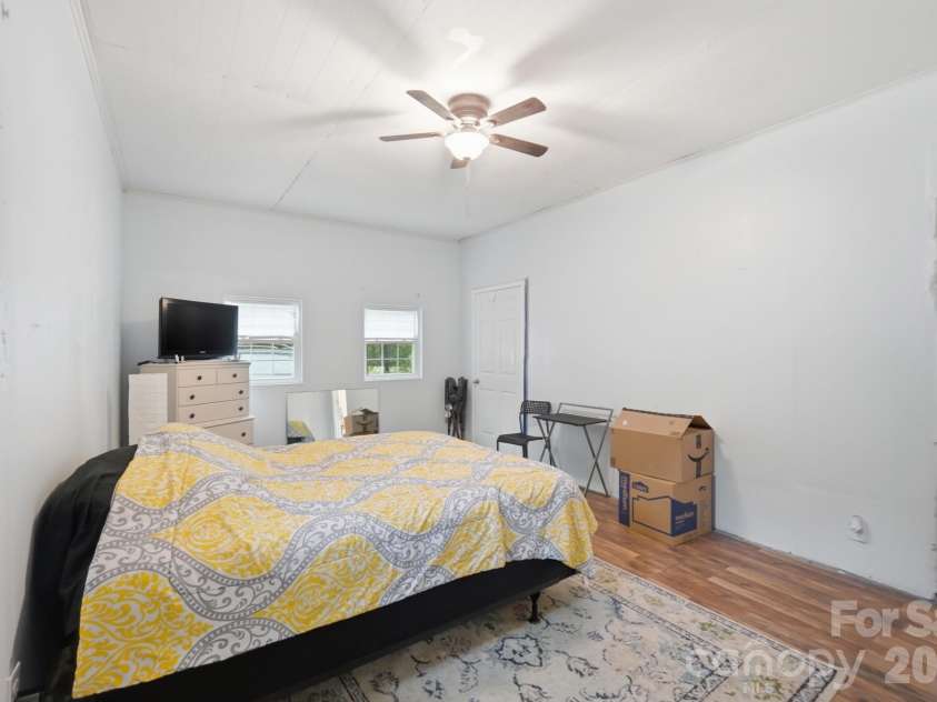 908 Forest Drive, Marshville, NC 28103.  MLS# CAR4374661, YatesRealty ID 21311. 