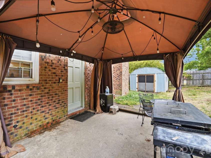 908 Forest Drive, Marshville, NC 28103.  MLS# CAR4374661, YatesRealty ID 21311. 