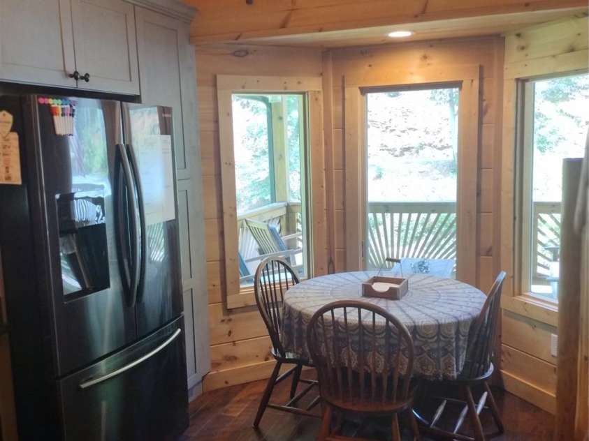 962 Laurel Mountain View Road, Flat Rock, NC 28731.  MLS# CAR4270563, YatesRealty ID 21311. Dining area off kitchen