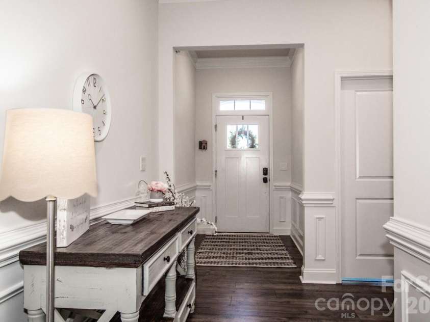 135 Coddle Way, Mooresville, NC 28115.  MLS# CAR4354327, YatesRealty ID 21312. 