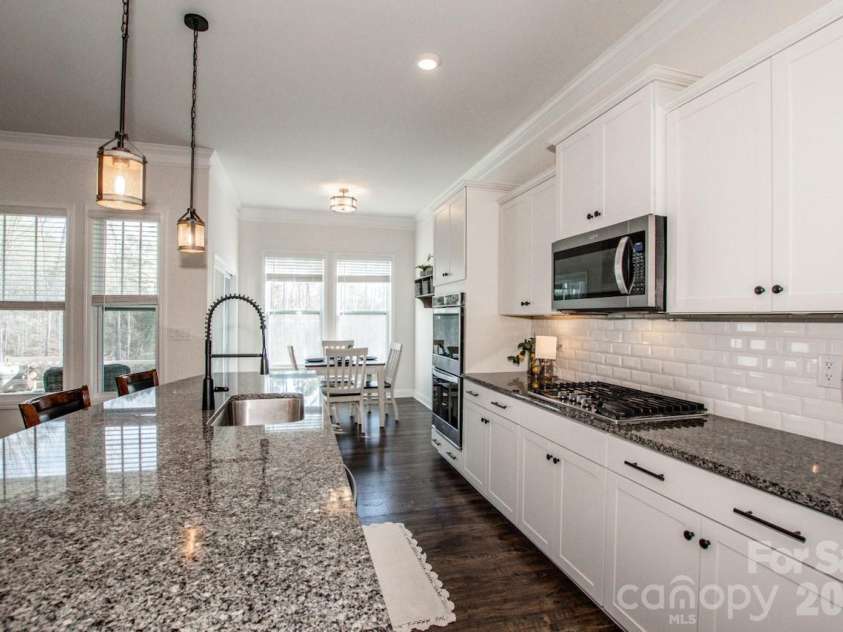 135 Coddle Way, Mooresville, NC 28115.  MLS# CAR4354327, YatesRealty ID 21312. 