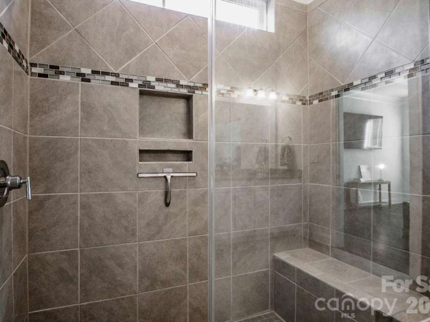 135 Coddle Way, Mooresville, NC 28115.  MLS# CAR4354327, YatesRealty ID 21312. 
