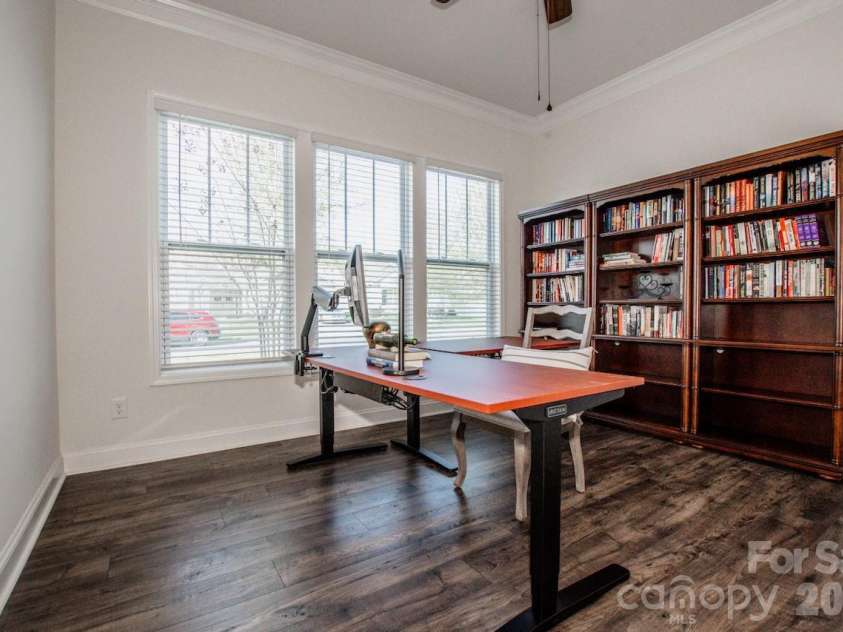135 Coddle Way, Mooresville, NC 28115.  MLS# CAR4354327, YatesRealty ID 21312. 