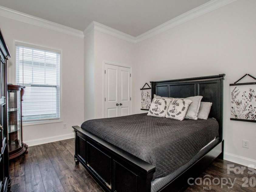 135 Coddle Way, Mooresville, NC 28115.  MLS# CAR4354327, YatesRealty ID 21312. 