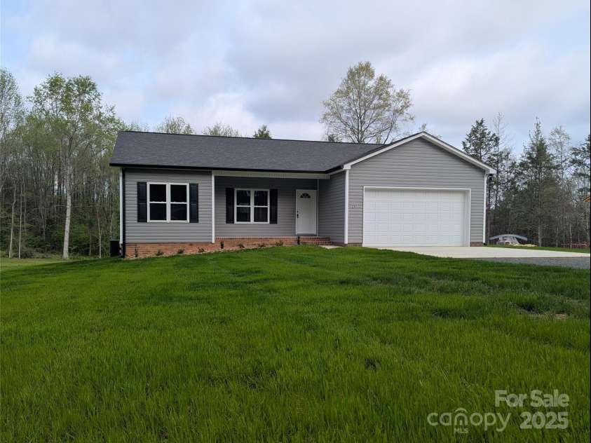 203 Hill Avenue, Albemarle, NC 28001.  MLS# CAR4224625, YatesRealty ID 21312. 