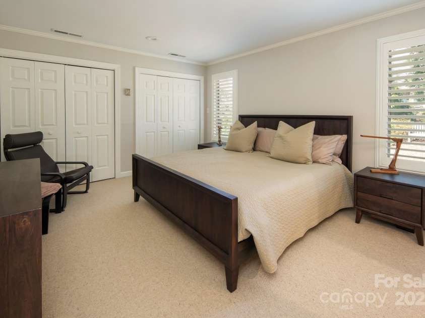 205 Midland Drive, Asheville, NC 28804.  MLS# CAR4231783, YatesRealty ID 21313. Upstairs Guest Bedroom
