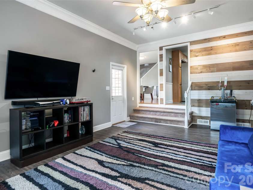 22 Otter Lane, Candler, NC 28715.  MLS# CAR4373918, YatesRealty ID 21315. 