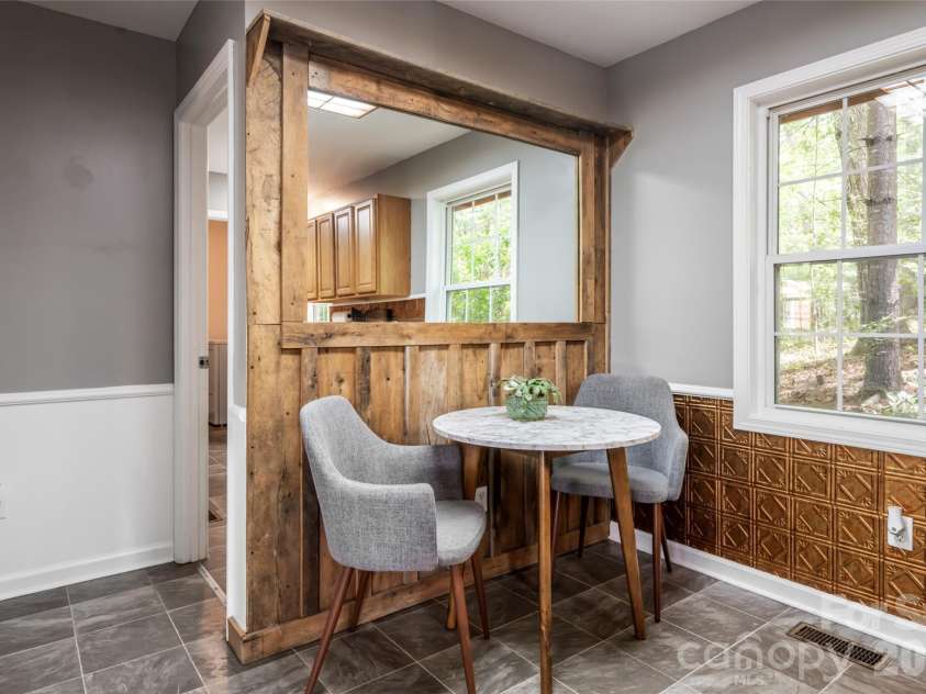 22 Otter Lane, Candler, NC 28715.  MLS# CAR4373918, YatesRealty ID 21315. 