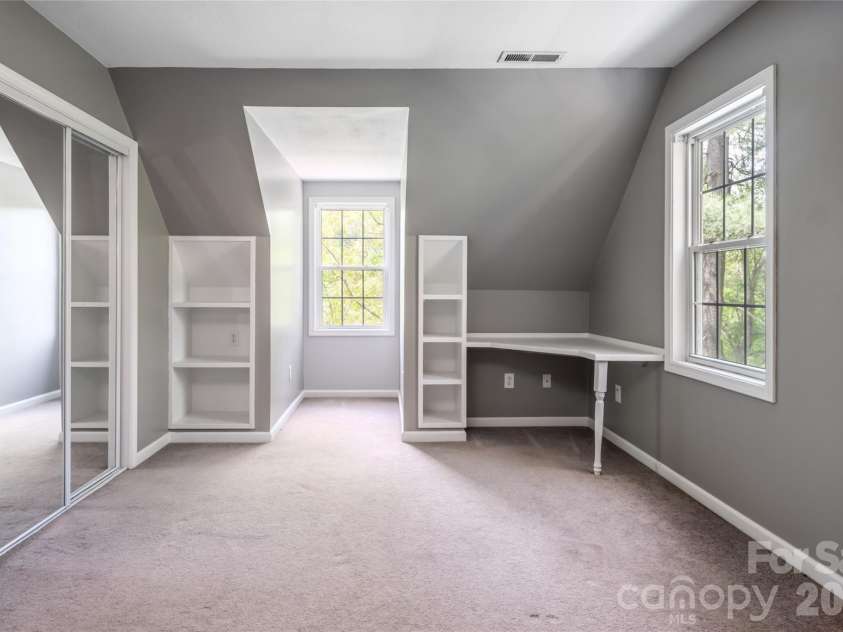 22 Otter Lane, Candler, NC 28715.  MLS# CAR4373918, YatesRealty ID 21315. 