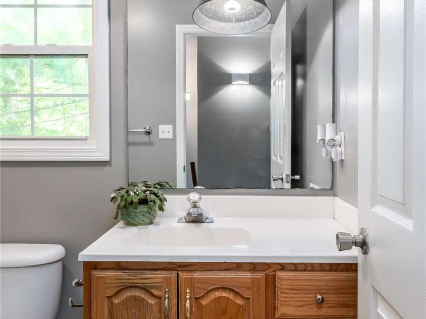 22 Otter Lane, Candler, NC 28715.  MLS# CAR4373918, YatesRealty ID 21315. 