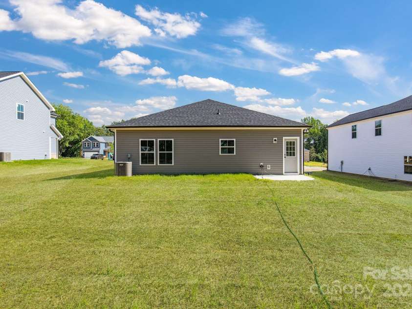 455 Contentment Court, Kannapolis, NC 28081.  MLS# CAR4273418, YatesRealty ID 21315. 