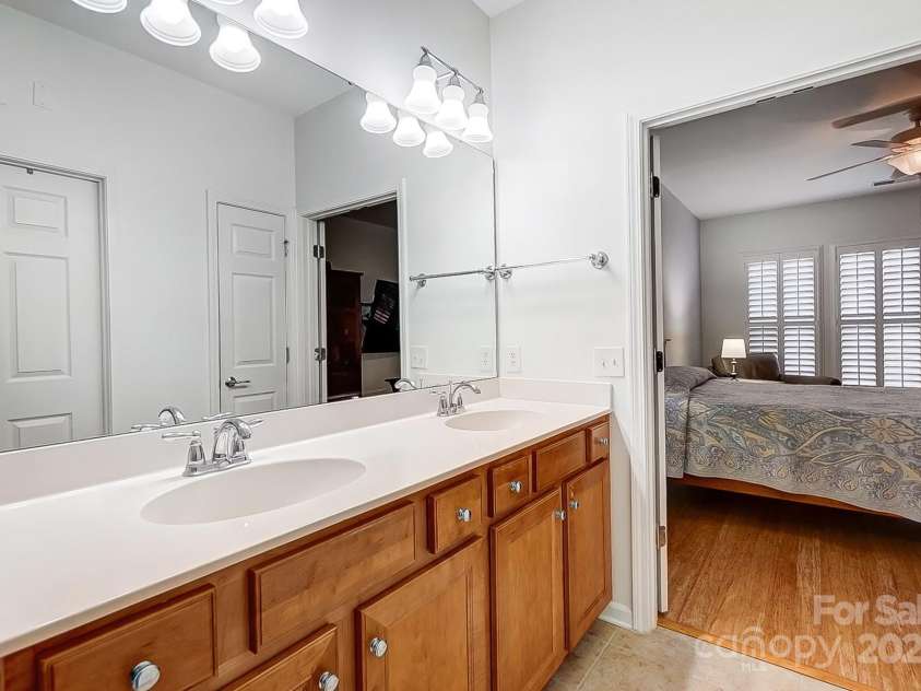 2036 Hudson Lane, Fort Mill, SC 29707.  MLS# CAR4225356, YatesRealty ID 21316. 