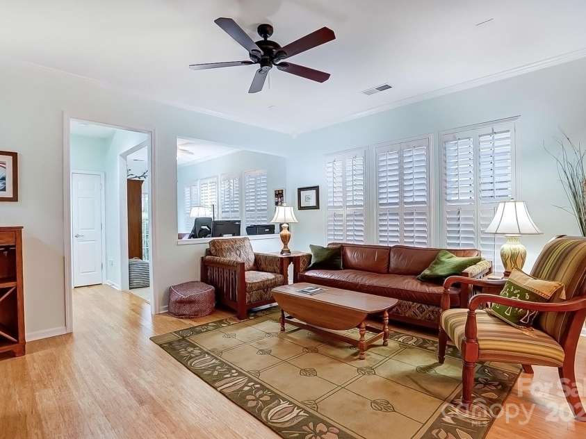 2036 Hudson Lane, Fort Mill, SC 29707.  MLS# CAR4225356, YatesRealty ID 21316. Family room