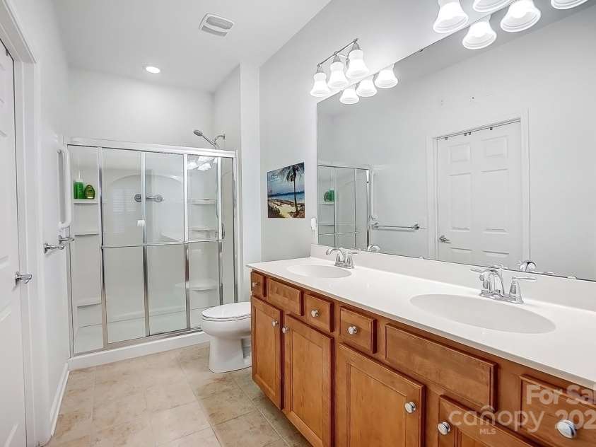 2036 Hudson Lane, Fort Mill, SC 29707.  MLS# CAR4225356, YatesRealty ID 21316. Turn key!