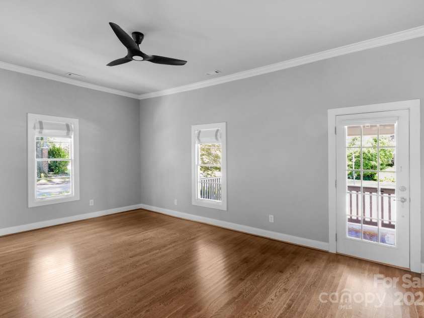 1500 Pecan Avenue, Charlotte, NC 28205.  MLS# CAR4270486, YatesRealty ID 21317. 