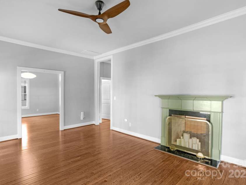 1500 Pecan Avenue, Charlotte, NC 28205.  MLS# CAR4270486, YatesRealty ID 21317. 