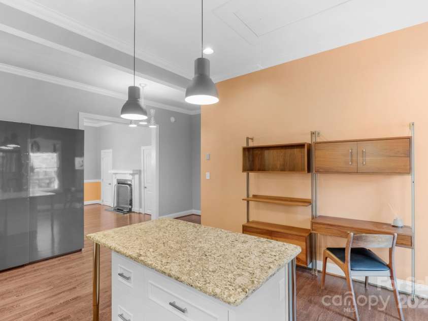 1500 Pecan Avenue, Charlotte, NC 28205.  MLS# CAR4270486, YatesRealty ID 21317. 