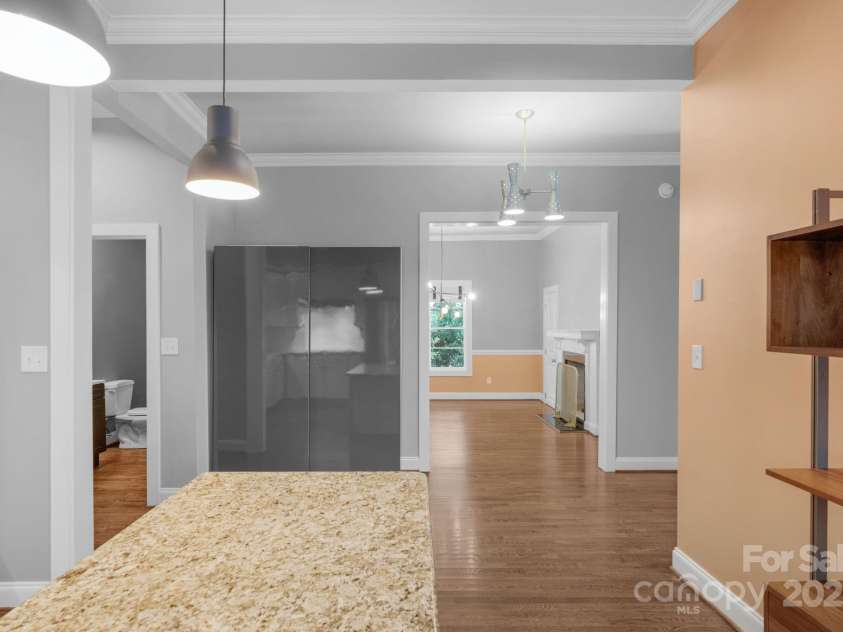 1500 Pecan Avenue, Charlotte, NC 28205.  MLS# CAR4270486, YatesRealty ID 21317. 