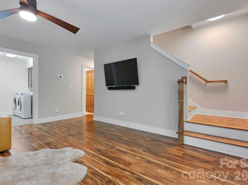 131 Bear Trace Road, Brevard, NC 28712.  MLS# CAR4374272, YatesRealty ID 21318. 