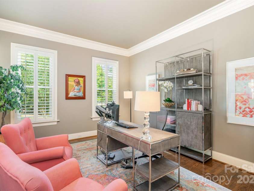 5537 Challis View Lane, Charlotte, NC 28226.  MLS# CAR4270403, YatesRealty ID 21318. 