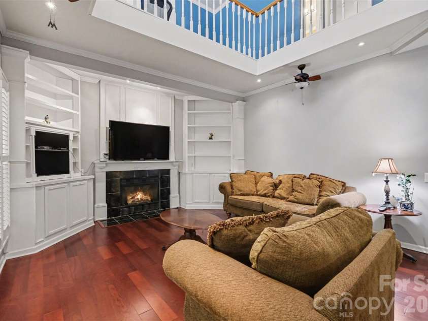 5313 Bentgrass Run Drive, Charlotte, NC 28269.  MLS# CAR4376388, YatesRealty ID 21319. 