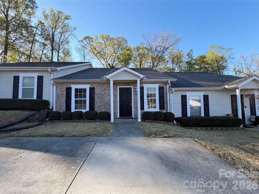 3088 Trimble Circle, Concord, NC 28027.  MLS# CAR4363997, YatesRealty ID 21320. 