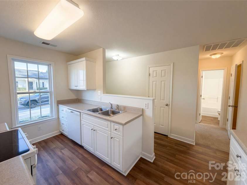 3088 Trimble Circle, Concord, NC 28027.  MLS# CAR4363997, YatesRealty ID 21320. 